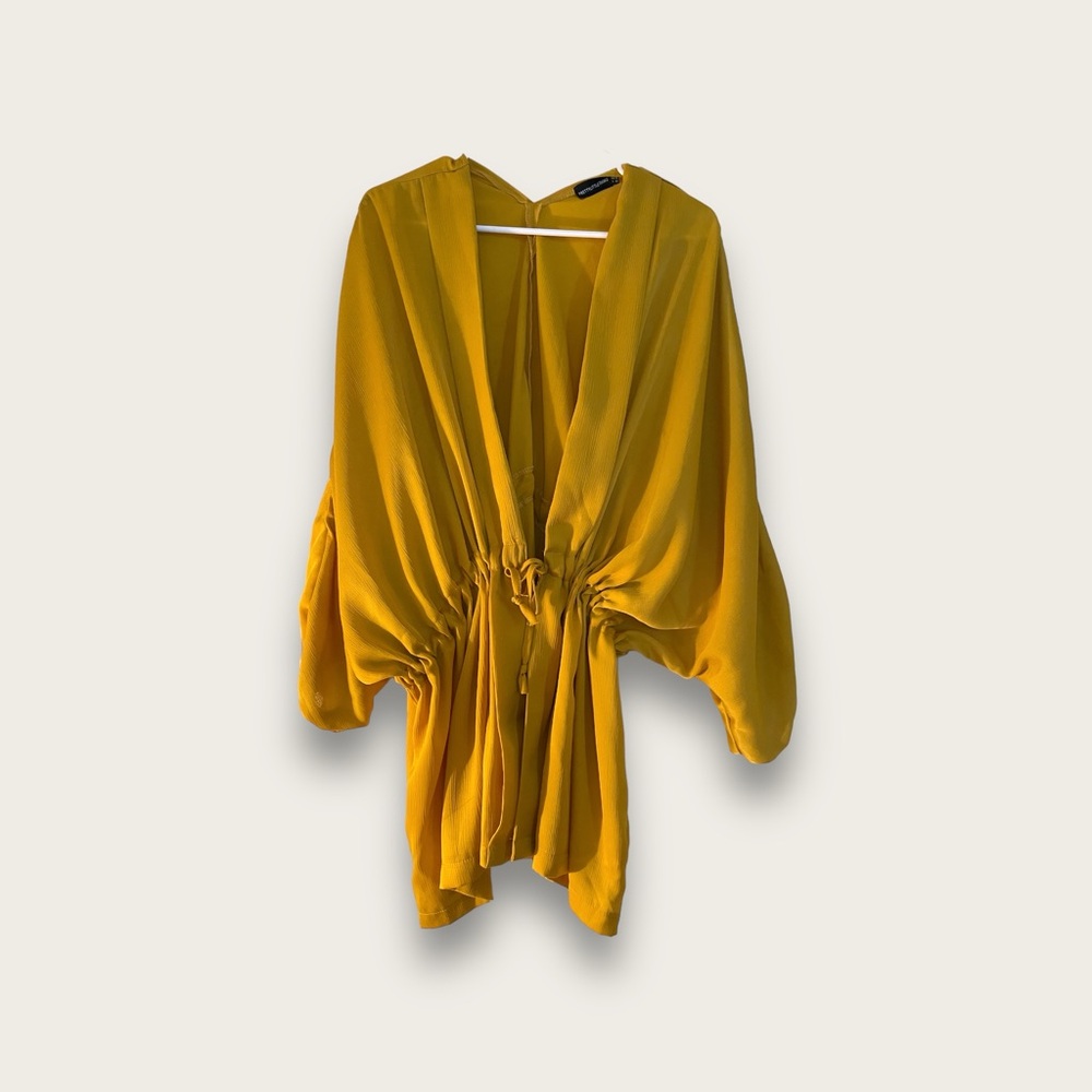 Prettylittlething Flowy Top